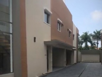 Proyecto de Casas de Lujo en Bella Vista